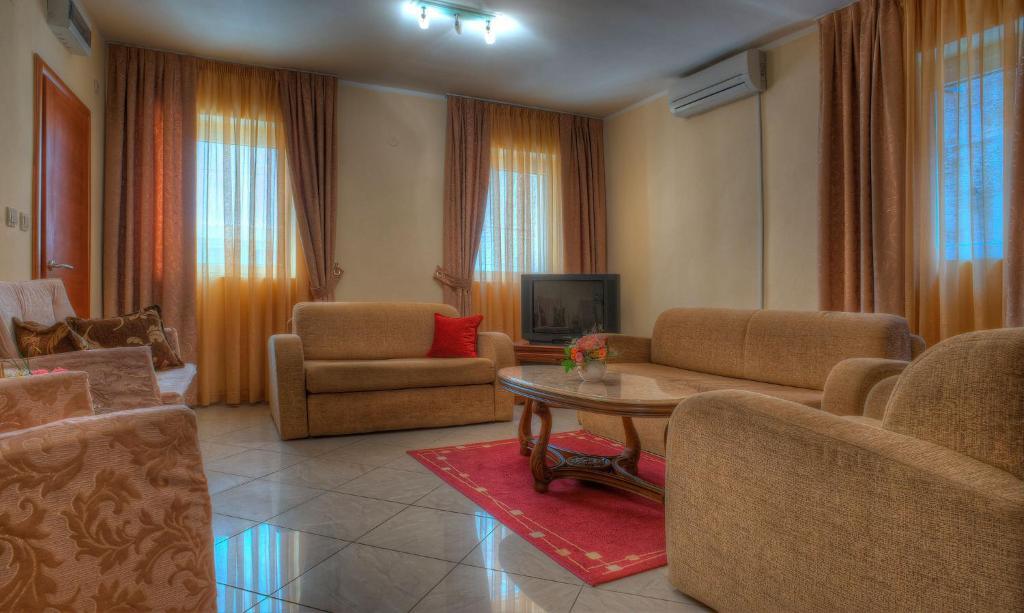 Apartments Vuksic Sveti Stefan Bilik gambar